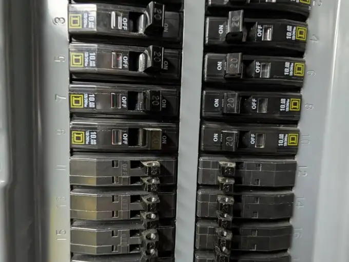 200A Panel Upgrade — Victorian Home